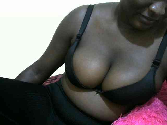 Ebonylilly254 webcam