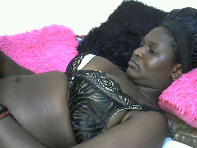Ebonylilly254 webcam