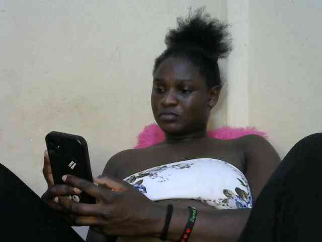 Ebonylilly254 webcam