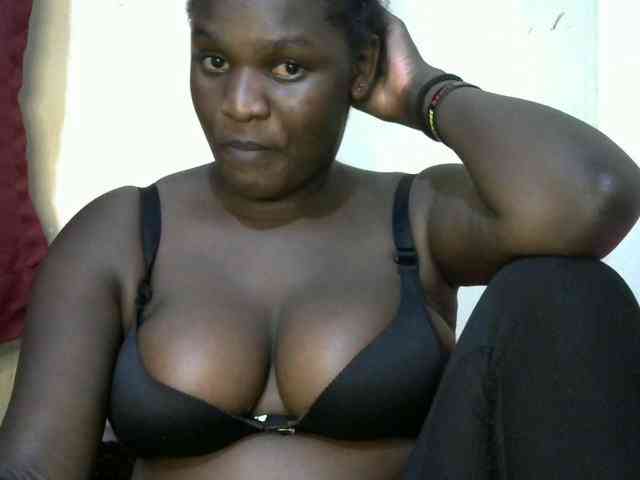 Ebonylilly254 webcam