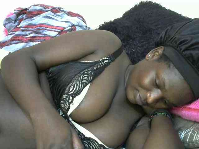 Ebonylilly254 webcam