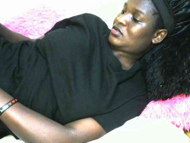 Ebonylilly254 webcam