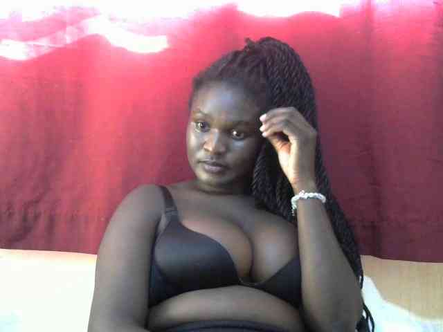 Ebonylilly254 Live Webcam on BongaCams