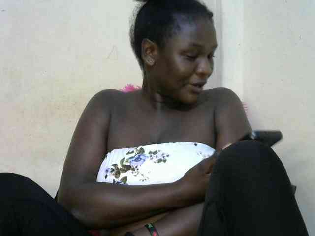 Ebonylilly254 webcam