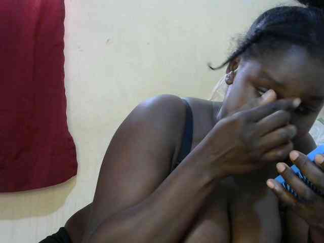Ebonylilly254 webcam