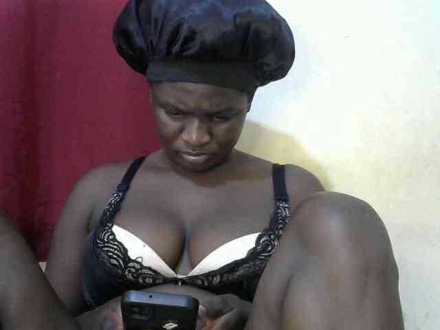 Ebonylilly254 webcam