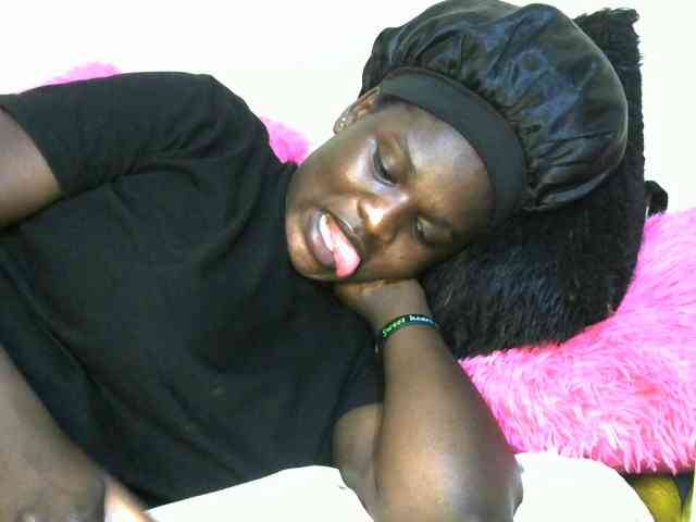 Ebonylilly254 webcam