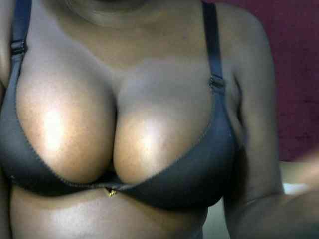 Ebonylilly254 webcam