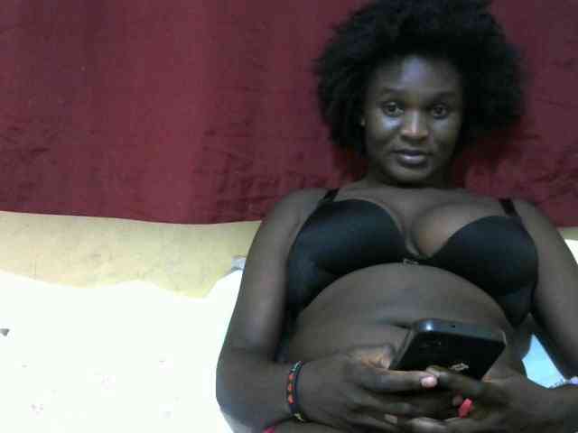 Ebonylilly254 webcam