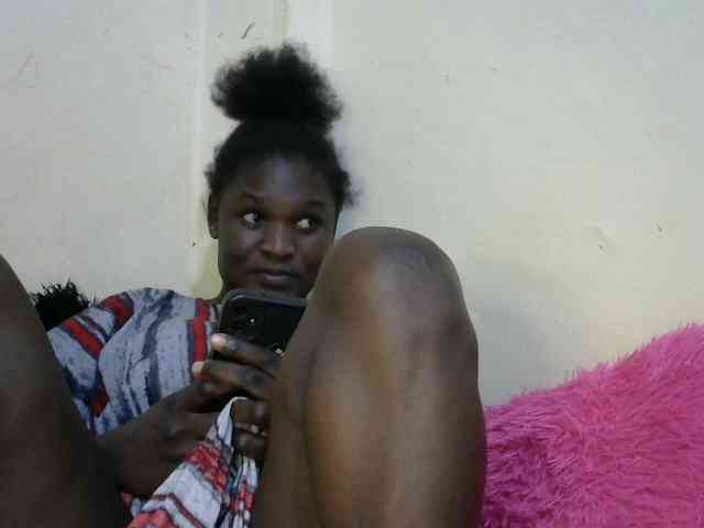 Ebonylilly254 webcam