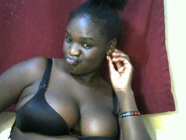 Ebonylilly254 webcam