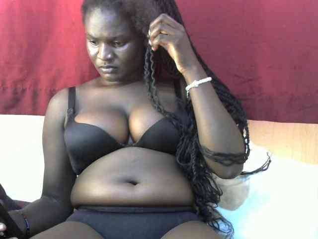 Ebonylilly254 Live Webcam on BongaCams