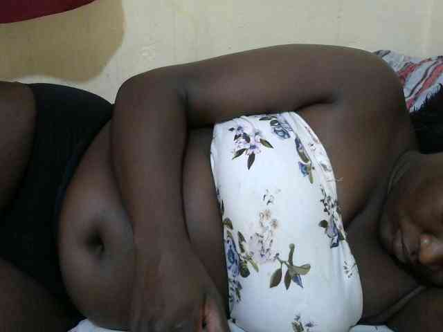 Ebonylilly254 webcam