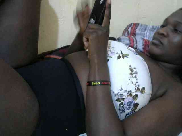 Ebonylilly254 webcam