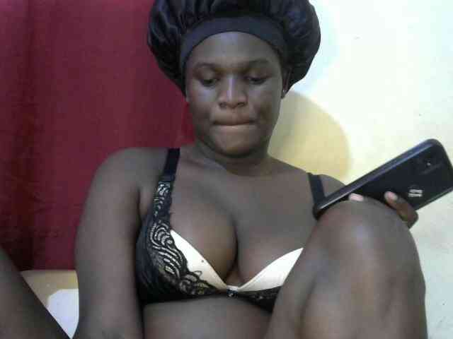 Ebonylilly254 webcam