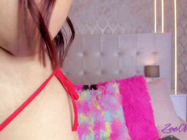 ZoeMontiel webcam