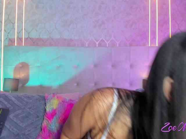 ZoeMontiel webcam