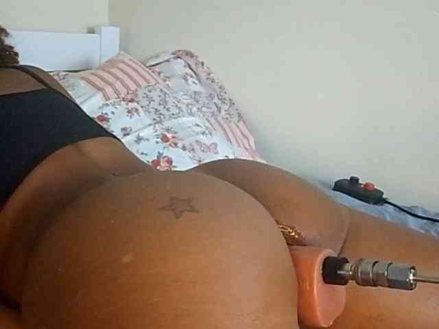 CinnamonGirlBR webcam