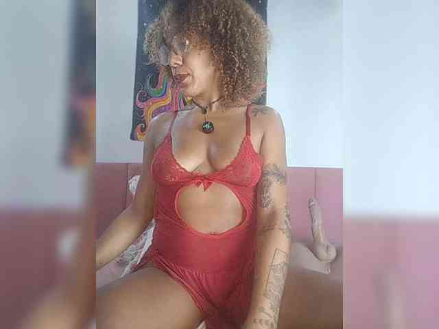 CinnamonGirlBR webcam