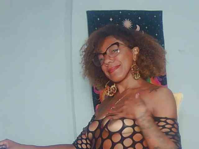 CinnamonGirlBR webcam