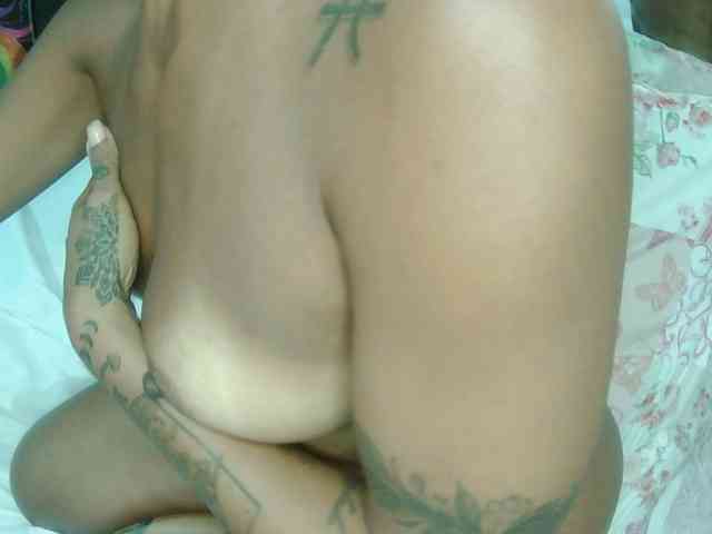 CinnamonGirlBR webcam