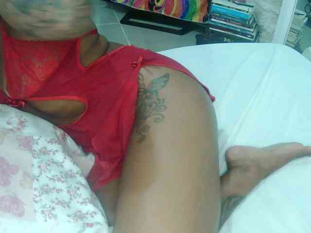 CinnamonGirlBR webcam