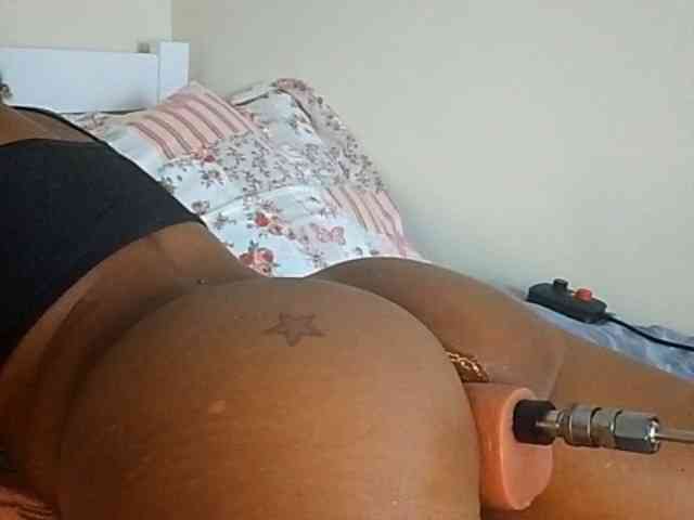 CinnamonGirlBR webcam