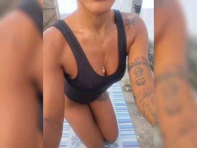 CinnamonGirlBR webcam