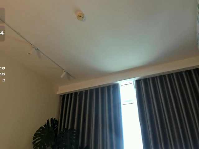 Morena-Dolcce's BongaCams show and profile