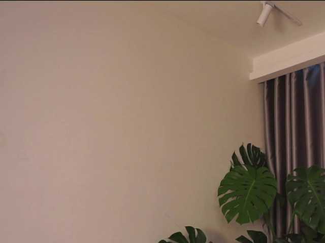 Morena-Dolcce's BongaCams show and profile