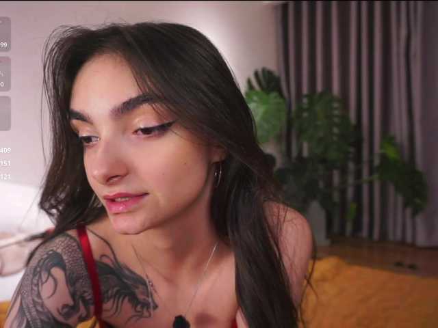 Morena-Dolcce's BongaCams show and profile