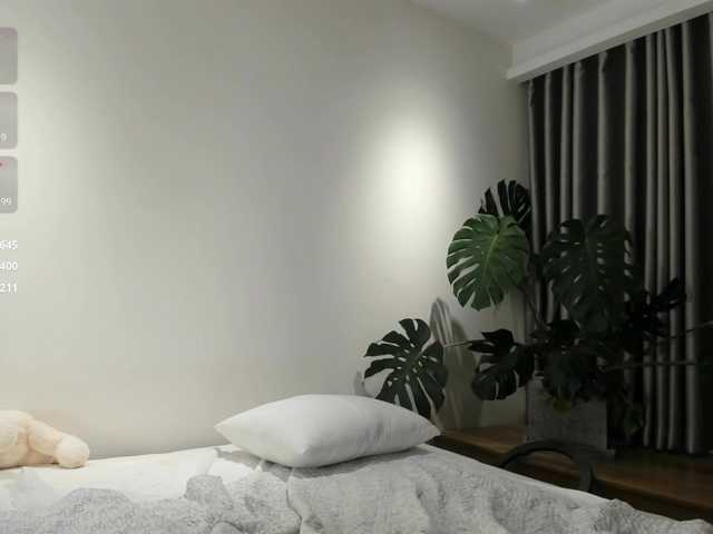 Morena-Dolcce's BongaCams show and profile