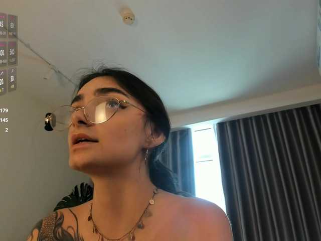 Morena-Dolcce's BongaCams show and profile