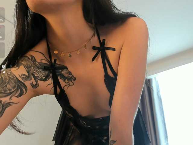 Morena-Dolcce's BongaCams show and profile