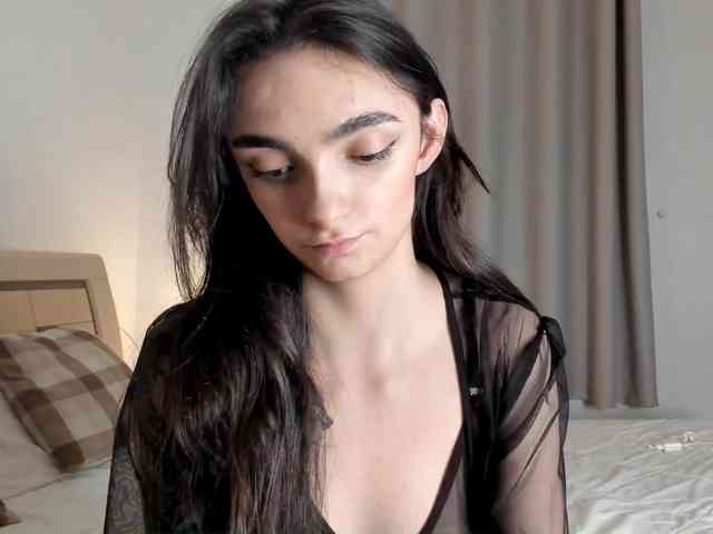 Morena-Dolcce Morena-Dolcce