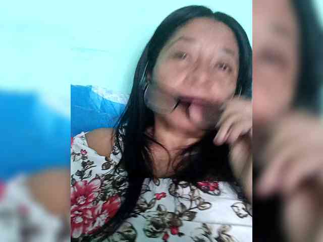 Lucerito17 Live Webcam on BongaCams
