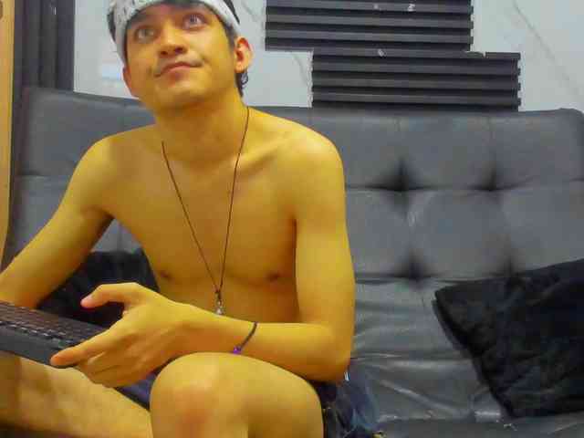 lusty-gaze lusty-gaze