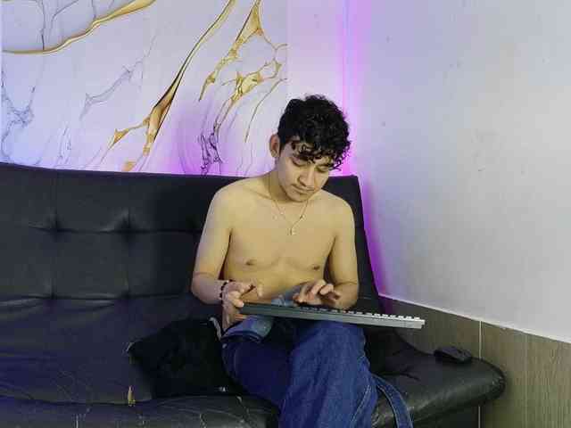 lusty-gaze lusty-gaze