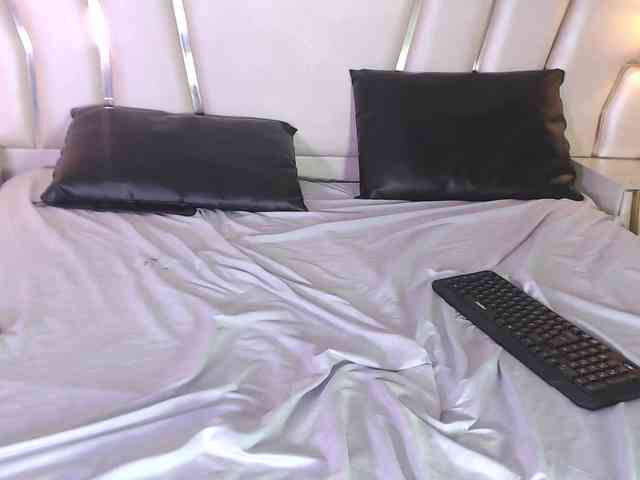 EmmaPonce webcam