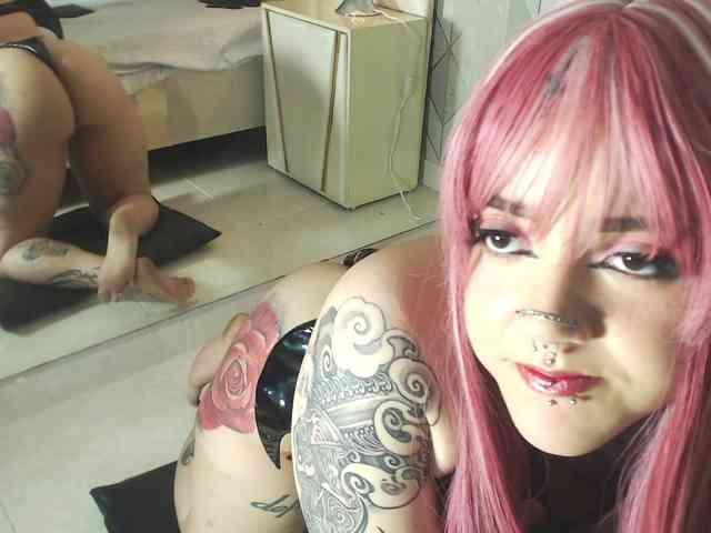EmmaPonce webcam