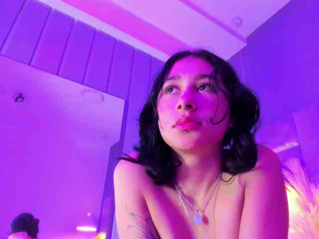 DakottaRay webcam