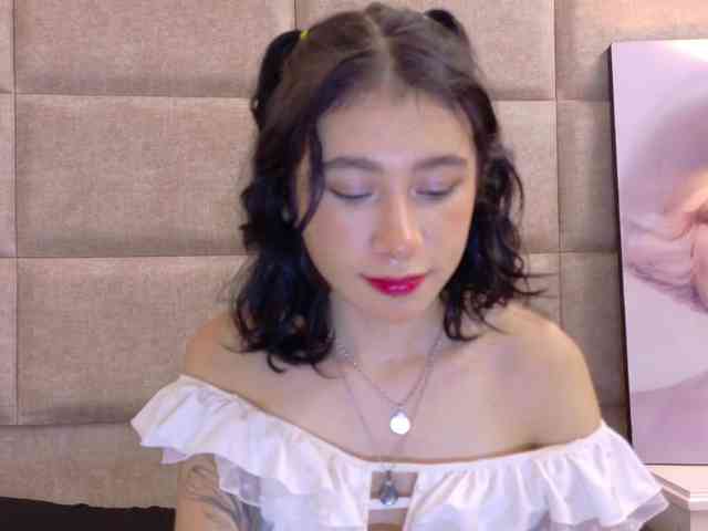 DakottaRay webcam