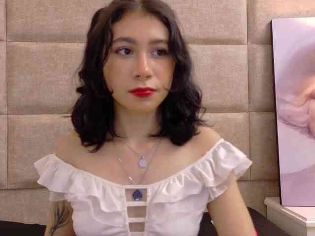 DakottaRay webcam