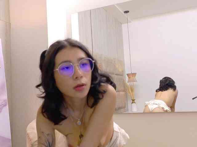 DakottaRay webcam