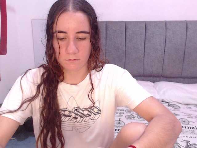  SophieWils chat room