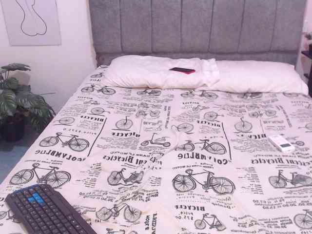SophieWils webcam