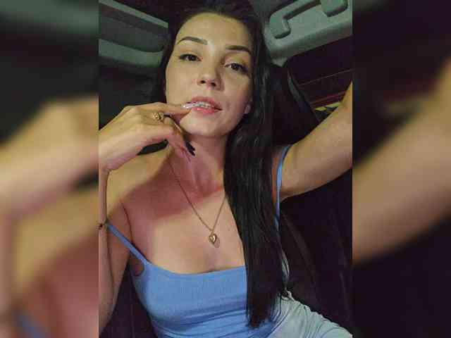 AlleSquirtStreetQueen webcam