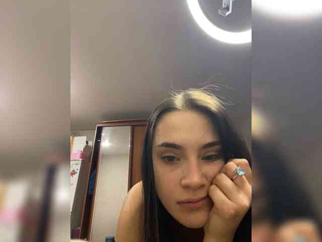 Rina-6 Live Webcam on BongaCams