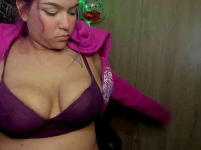 Bellotagirl webcam