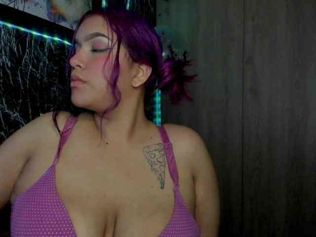 Bellotagirl webcam